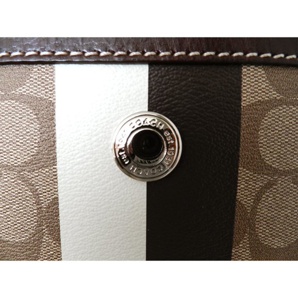 Coach Shoulder Bag - Authentic - Brand New - Picture 6 of 14